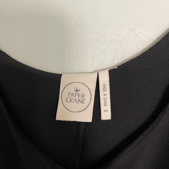 Paper crane black ruffle tank, small - Picture 3 of 3
